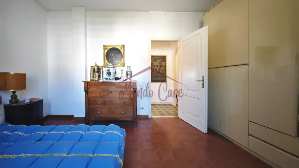 Chambres - Penthouse with Panoramic View in Massa Centre