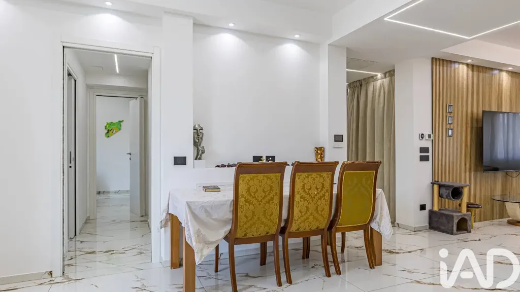 Salle à manger - Luxury Penthouse with Terraces in Cantù