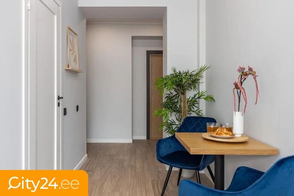 Söögituba - Studio Flat with City View in Old Riga