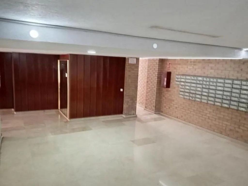 Esik - Renovated Apartment with Pool in Molino