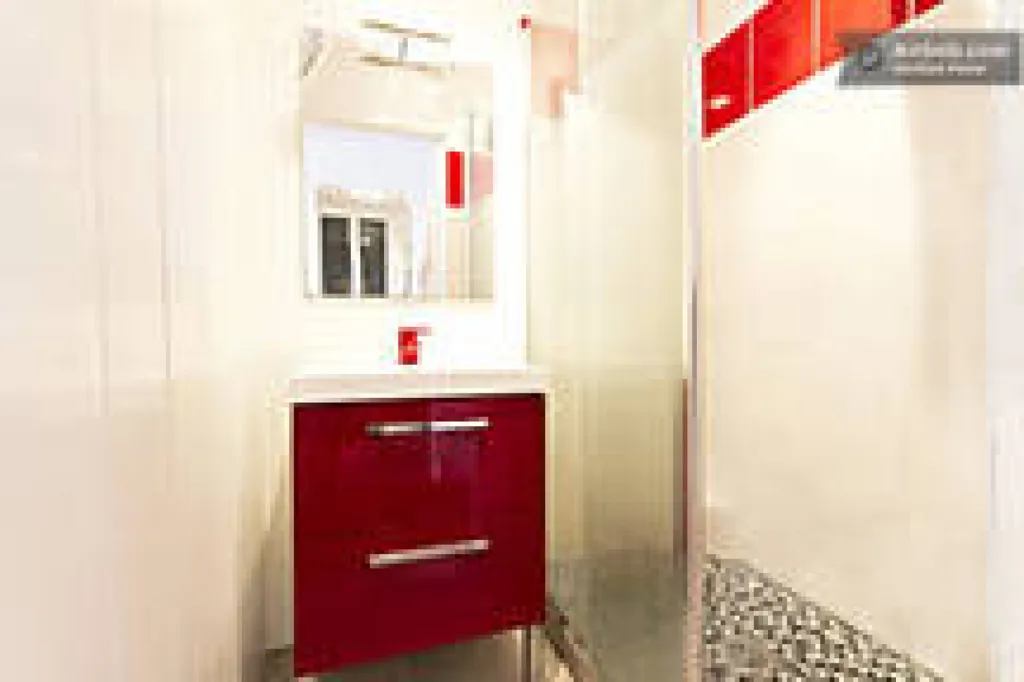 Salles de bain - Appartement 3 Pièces avec Ascenseur près de la Plage des Catalans