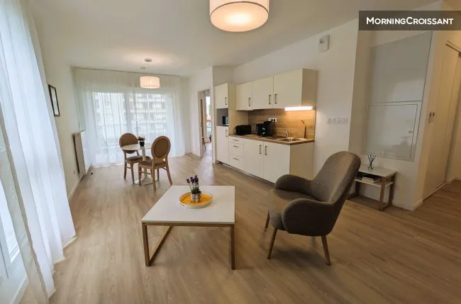 Séjour - Appartement Meublé avec Services au Cœur de Nantes