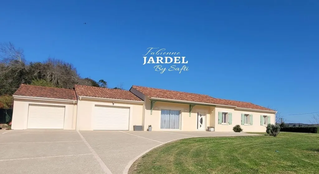 Exterior - Recent Villa with Pool in Carsac-Aillac