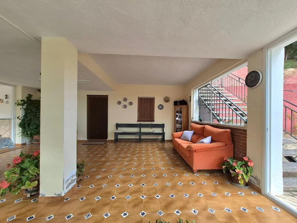 Elutuba - Chalet with Pool and Terrace in Cervelló