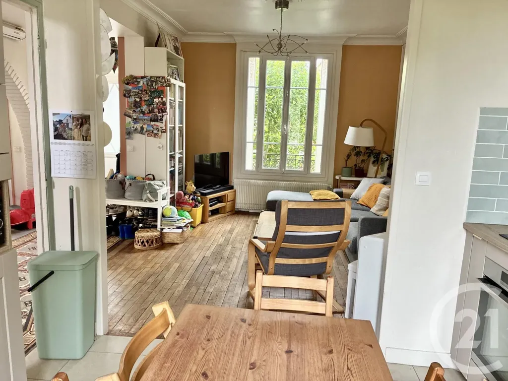 Söögituba - Detached House with Garden in Ormesson-sur-Marne
