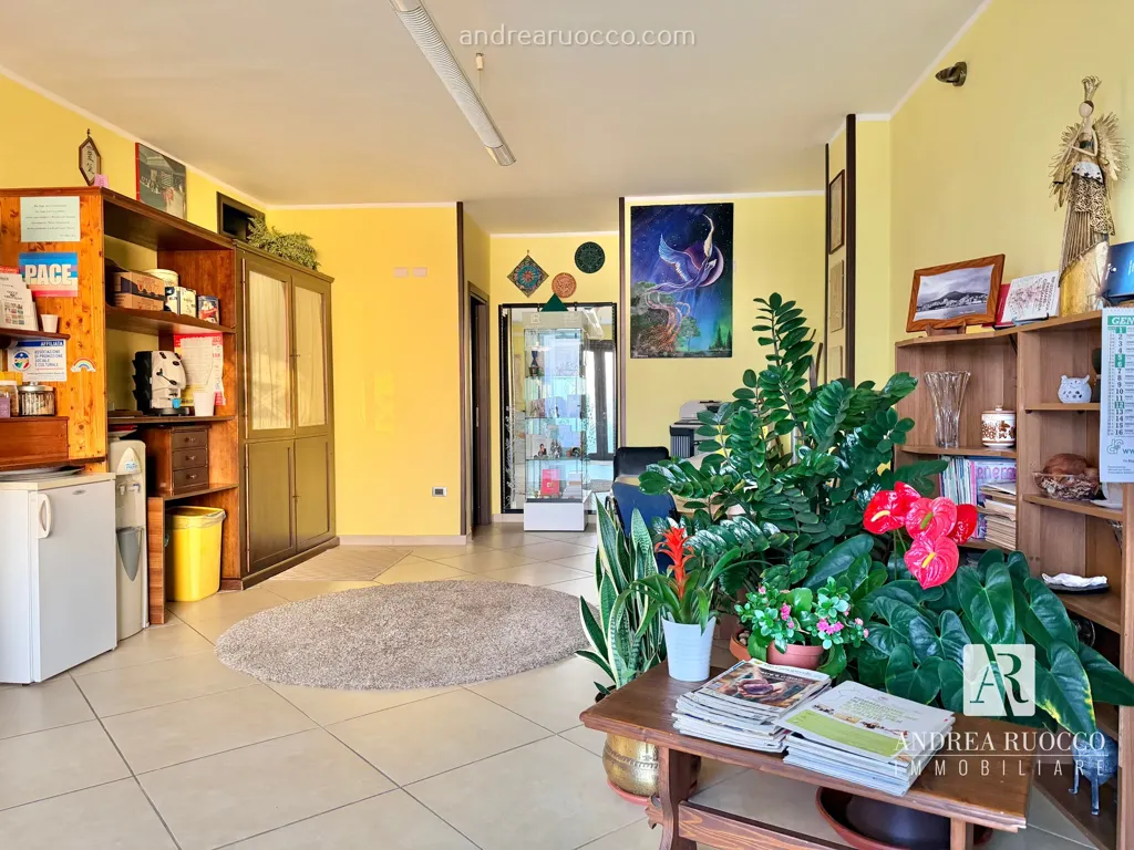 Entrée - Semi-Detached Villa with Office in Paestum