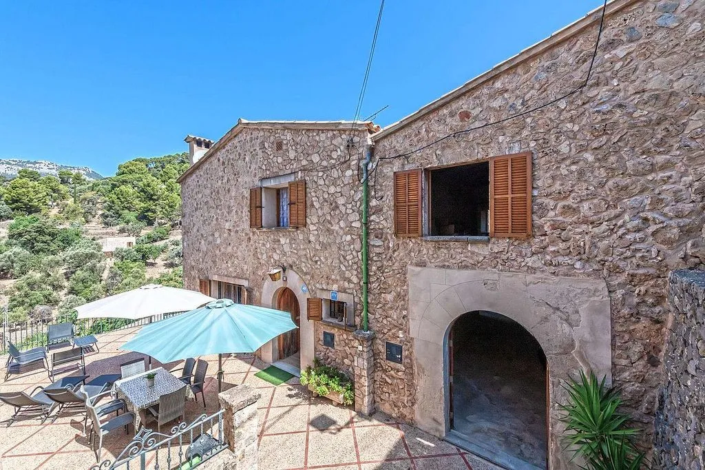 Terrasse - Historic House with Terrace in Bunyola