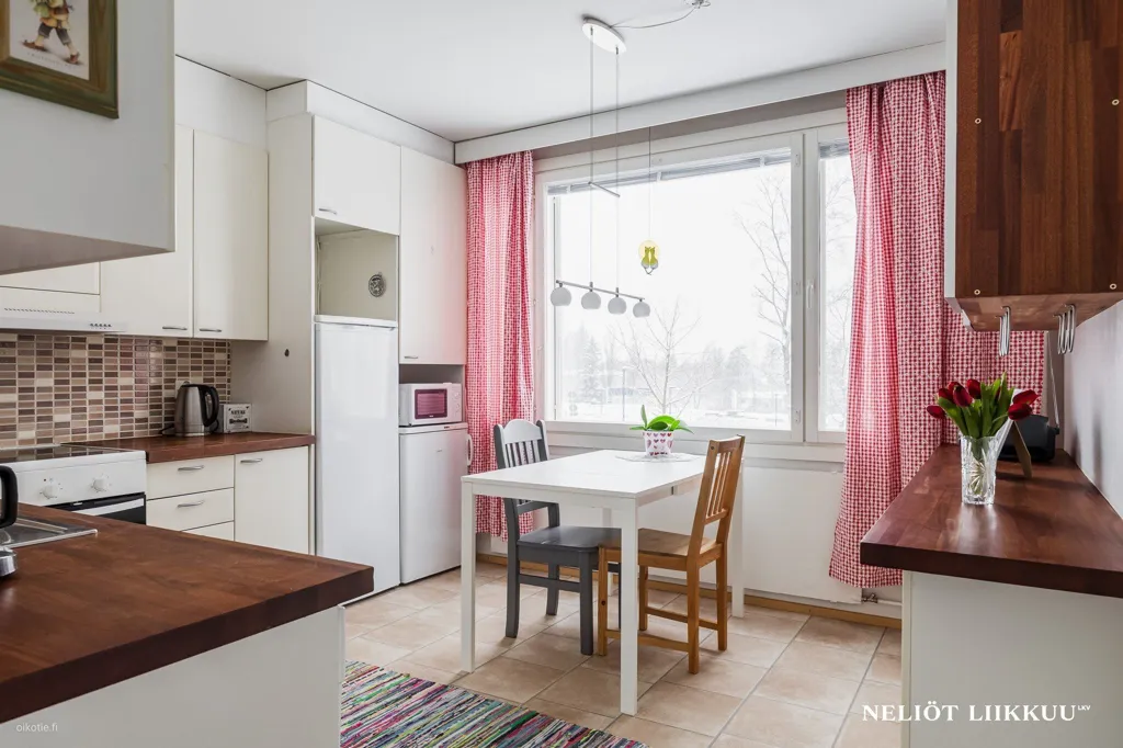 Cuisine - Modernised Apartment with South-East Terrace in Vantaa