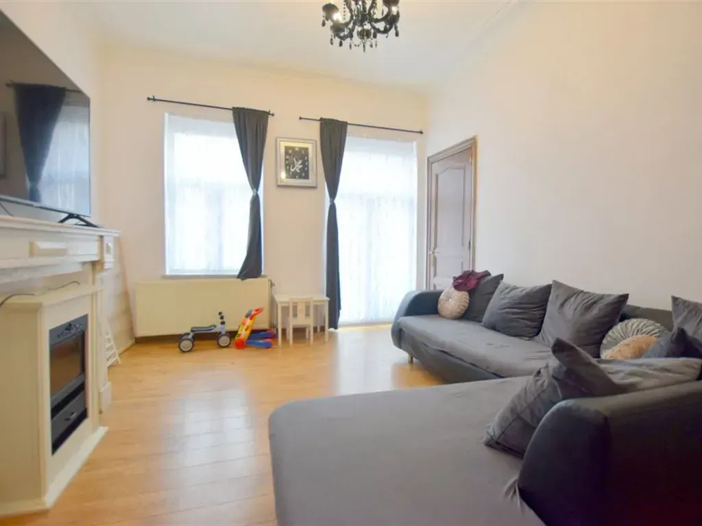 Living Room - One-Bedroom Apartment in Schaerbeek