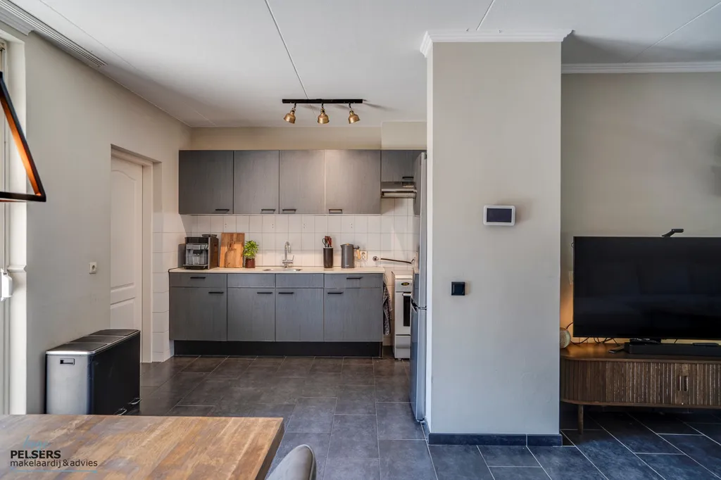 Cucina - Two-Storey House with Private Garden in Reuver