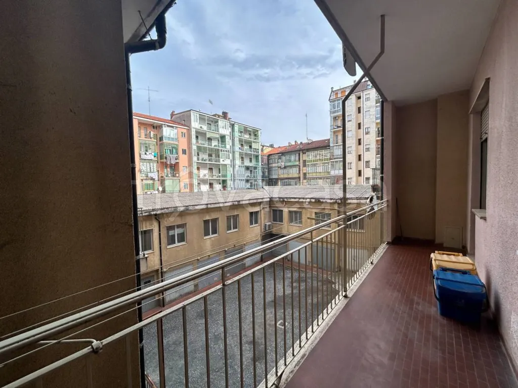 Rõdu - Quadruplex with Balcony in Cuneo