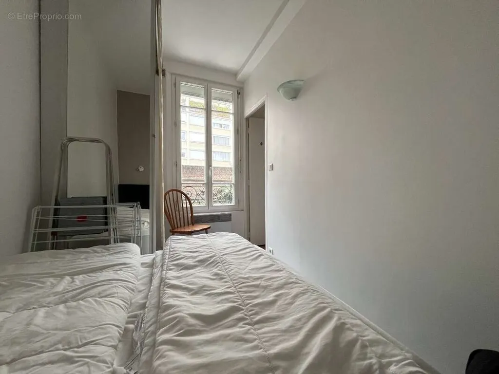 Chambres - F1/2 Lumineux et Meublé dans le Quartier Commerce