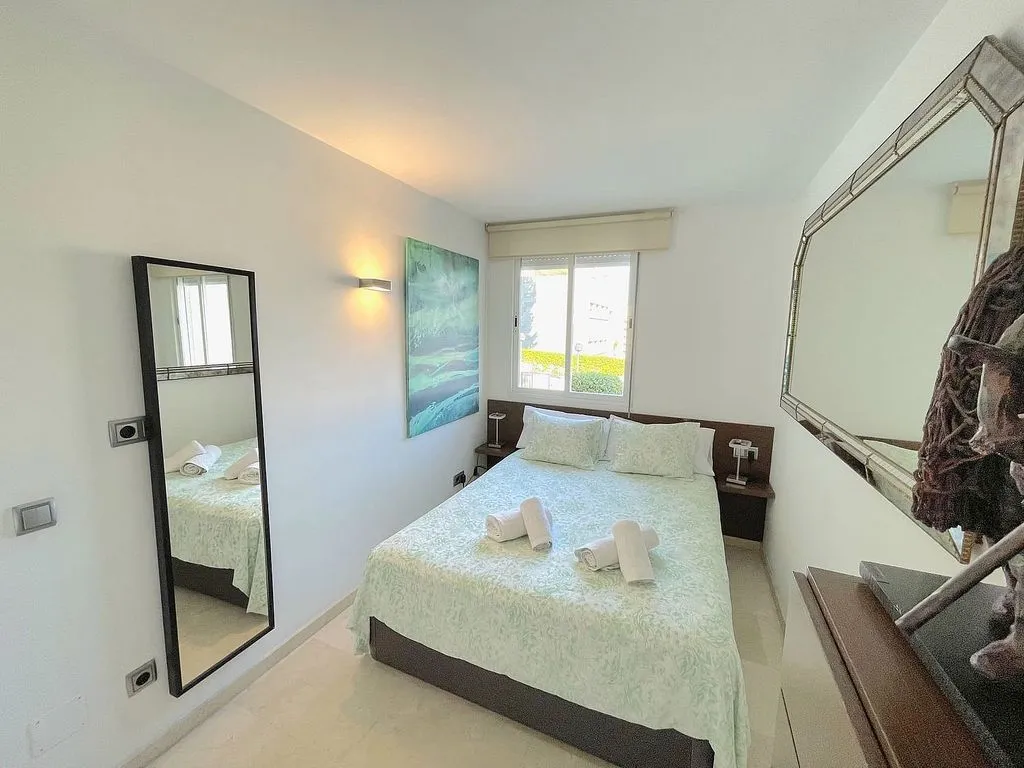 Chambres - Modern Flat with Pool in Portals Nous
