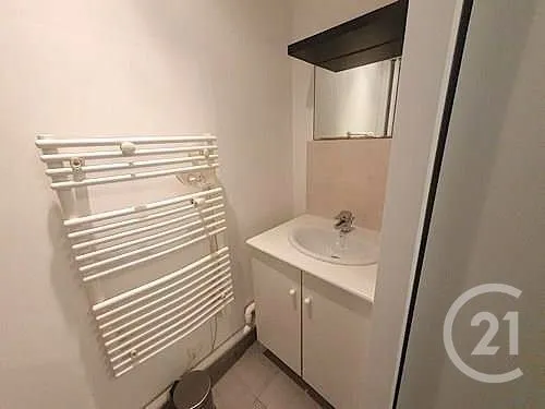 Vannitoad - 1-Bedroom Flat in Centre, Brie-Comte-Robert
