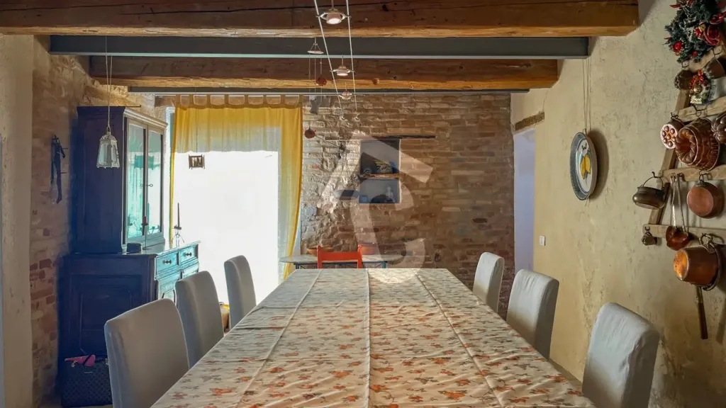 Söögituba - Rustic House with Private Garden in Jesi
