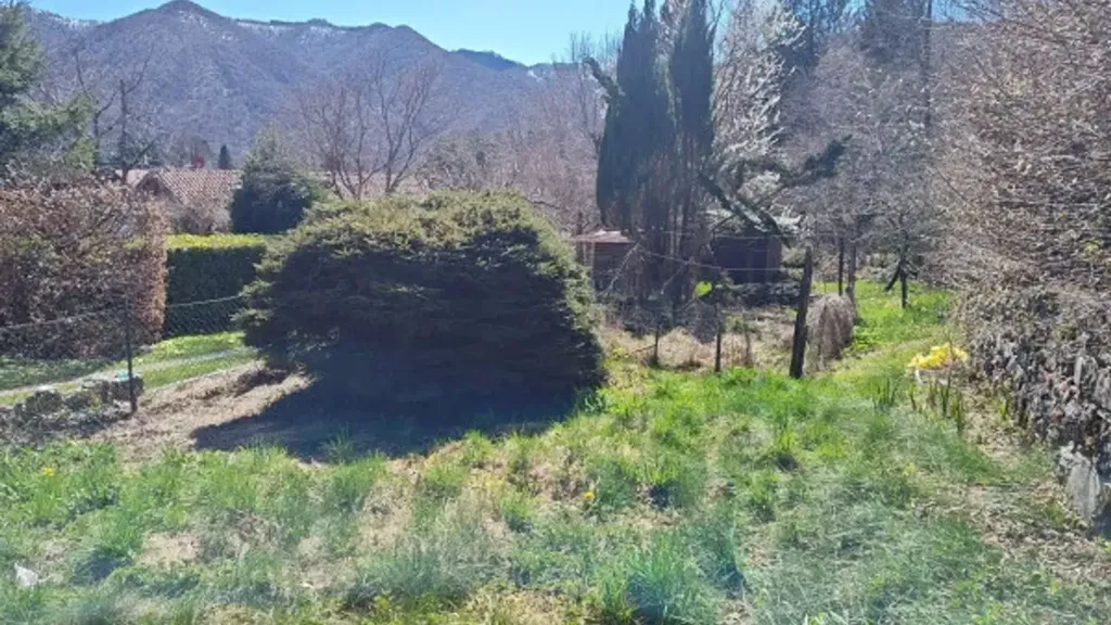 Aed - Historic Terraced House with Garden in Lanzo d'Intelvi