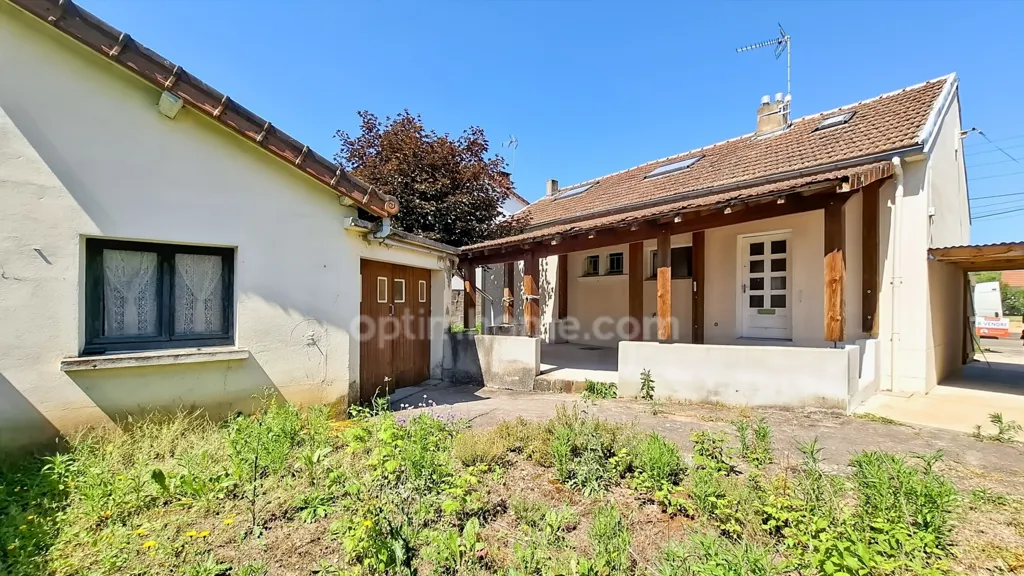 Extérieur - Maison avec Jardin dans le Calme à Bellerive-sur-Allier