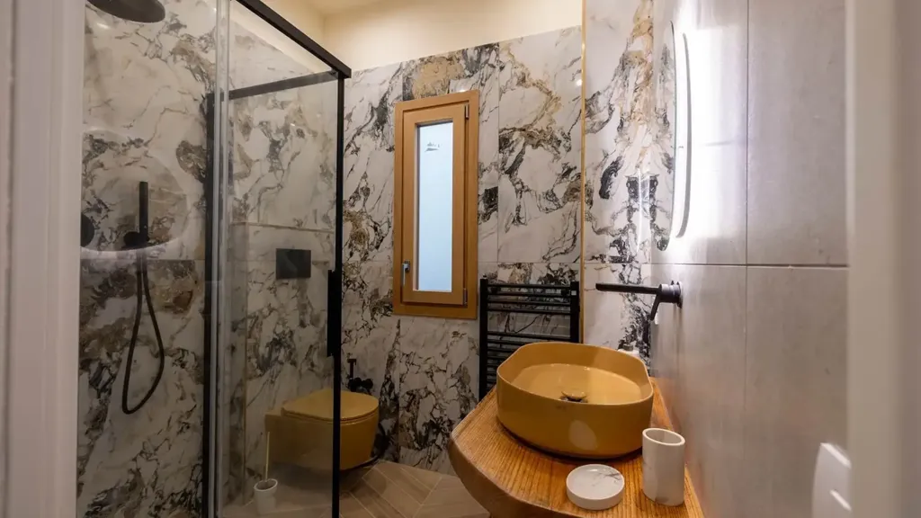 Vannitoad - Contemporary Apartment in Historic Florence