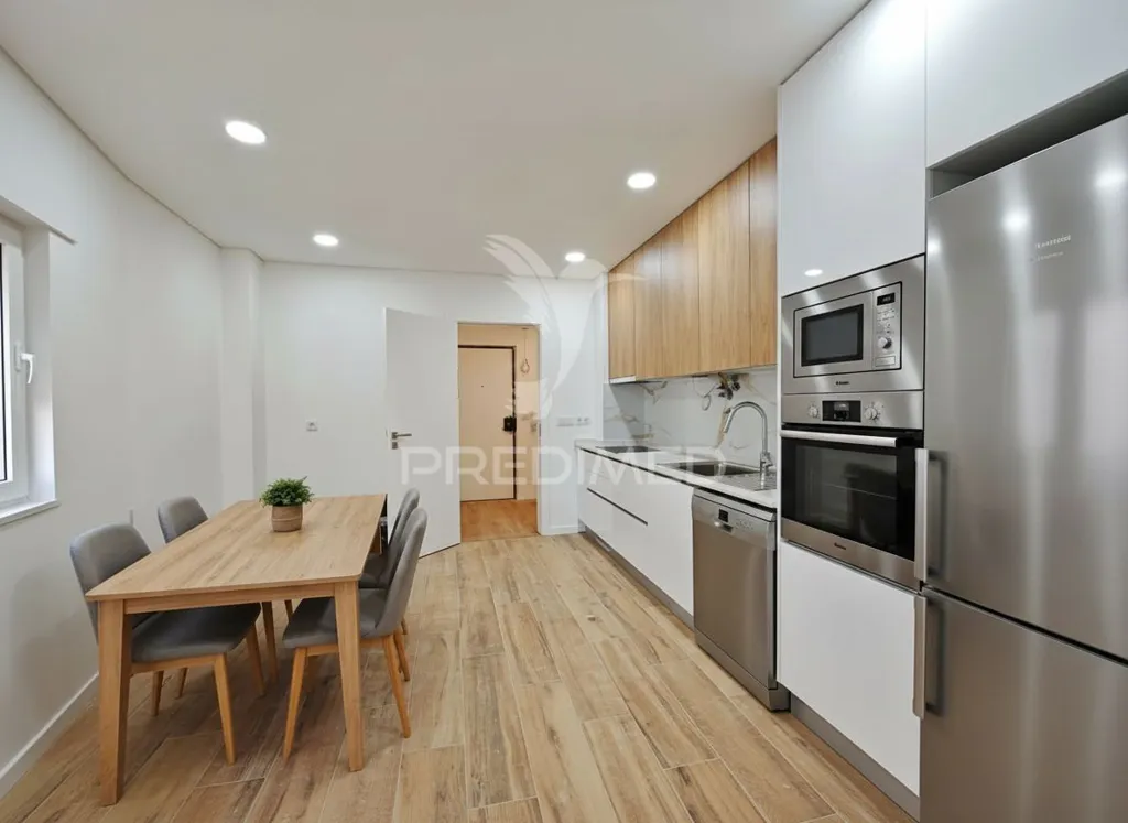 Köök - Remodelled T3 Apartment with Central Location in Coruche