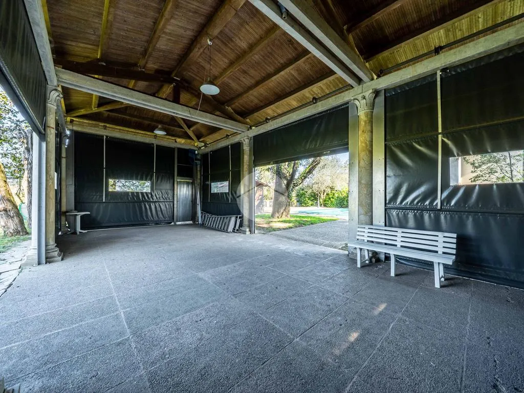 Garaaž - Villa with Pool near Parma