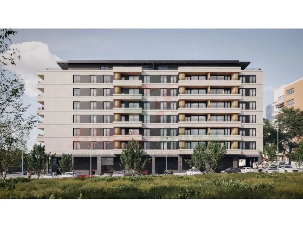 Luxury Flat with Large Windows in Maia