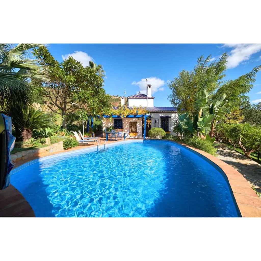 Pool - Villa with Private Pool near Estepona