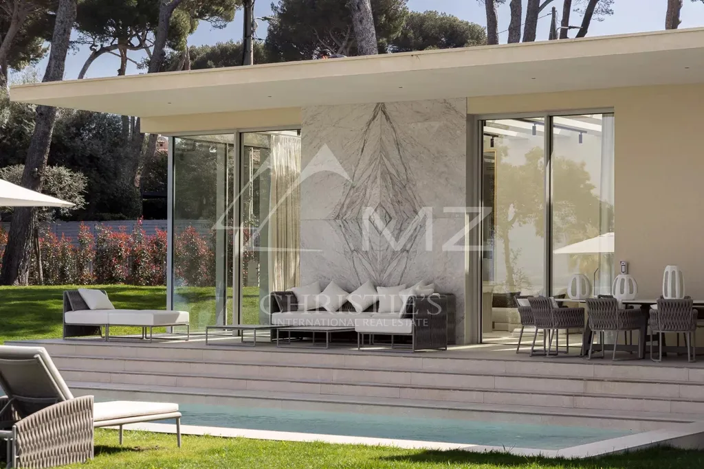 Bassein - Luxury Villa with Sea View in Cap d'Antibes
