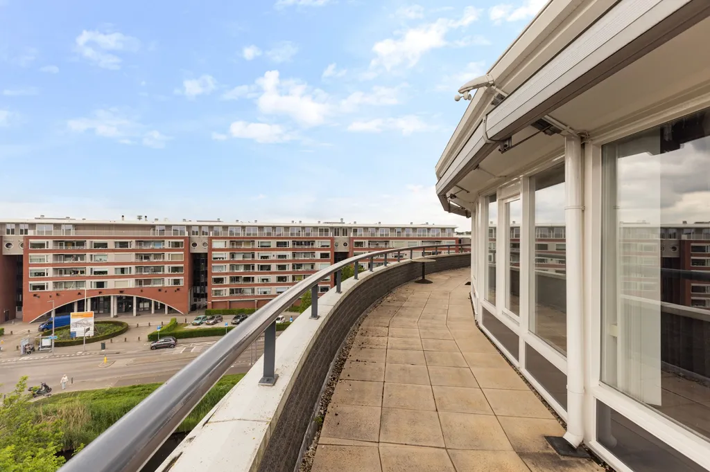 Rõdu - Penthouse with Panoramic Views in Rotterdam