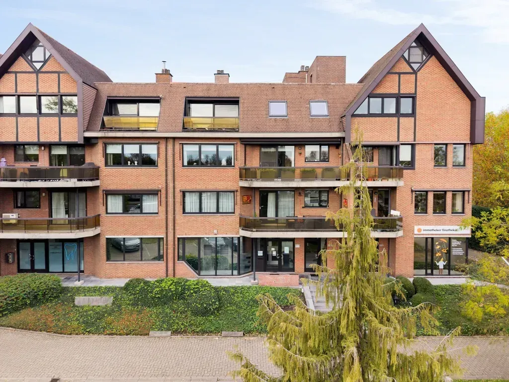 Vue aérienne - Bureau avec 8 Places de Parking à Turnhout