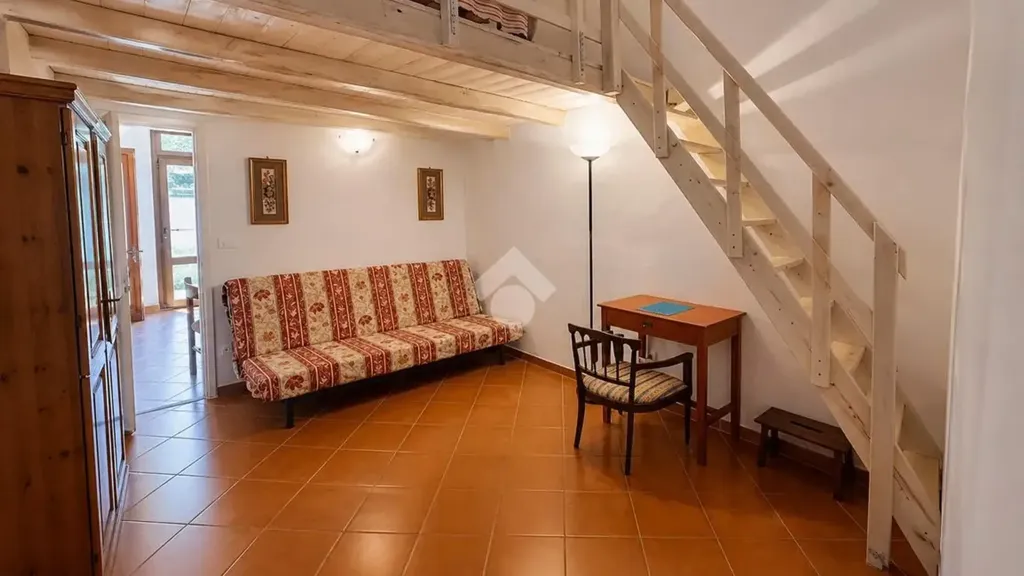 Séjour - Characterful 2-Bedroom Flat with Garden in Florence