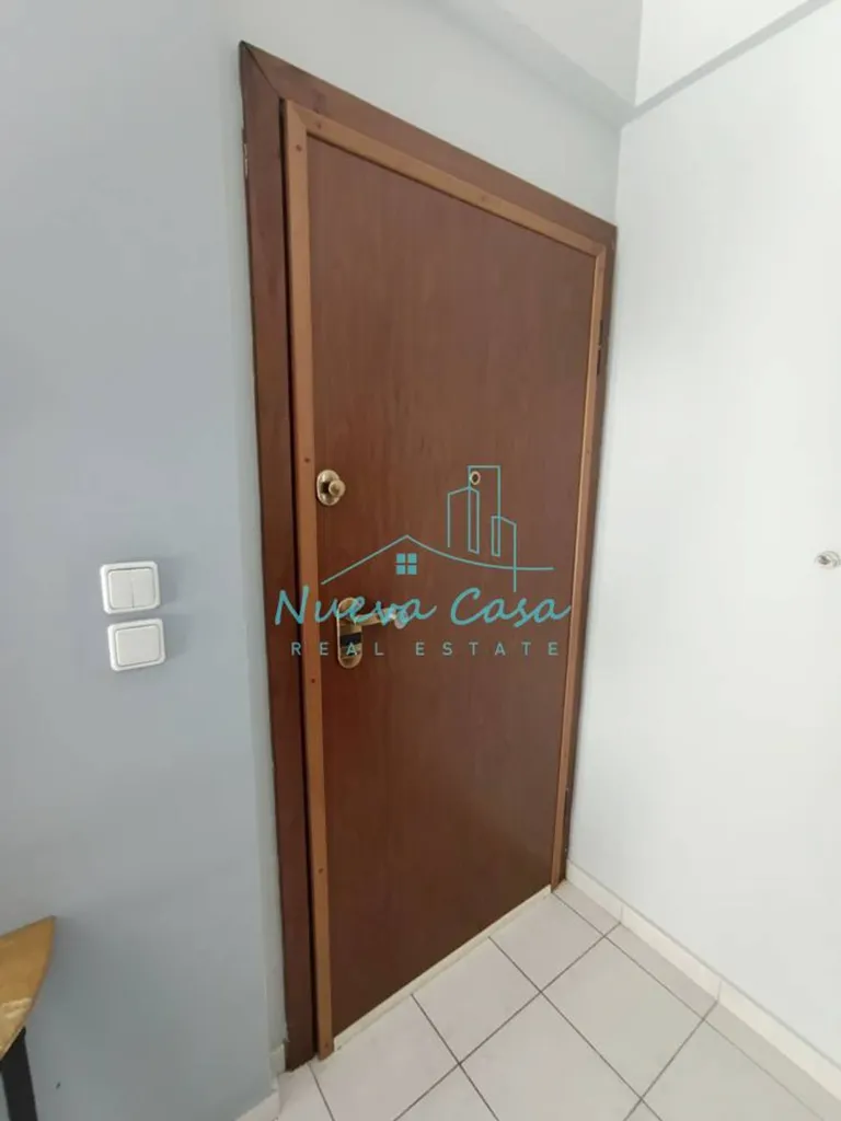 Esik - Apartment with Balcony in Patras Centre