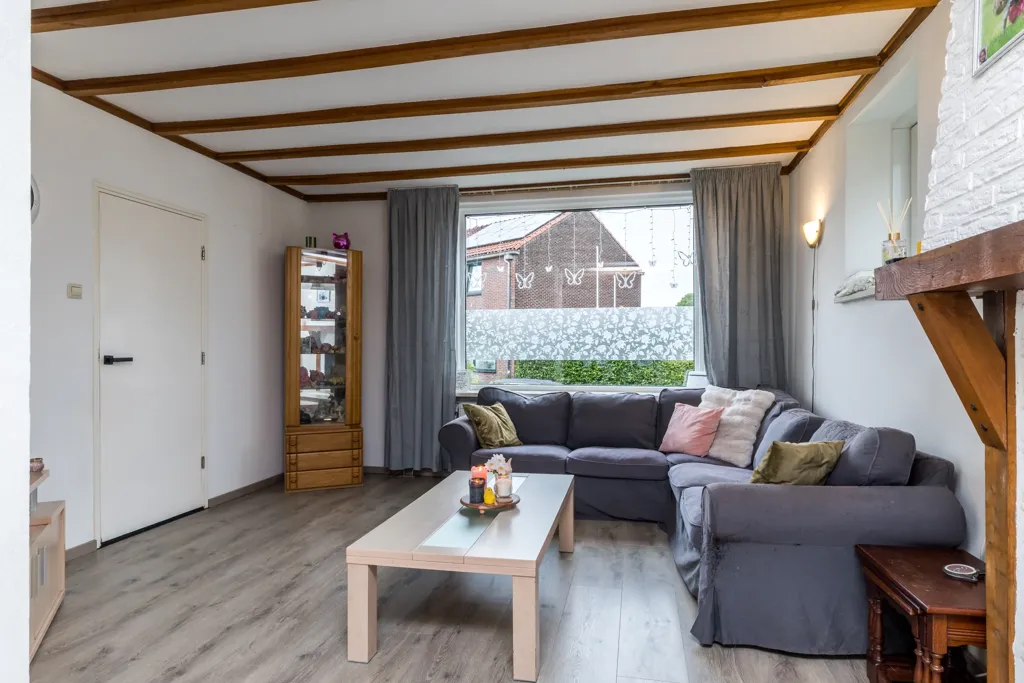 Elutuba - Corner House with Garden in Brunssum