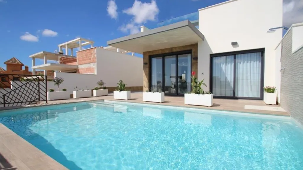 pool_area