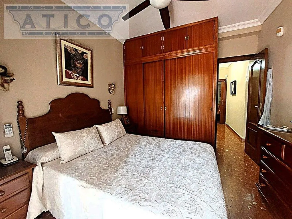 Chambres - Apartment with Terrace in Carmona Road Area