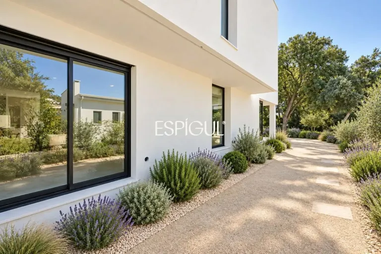 Contemporary Villa with Pool in Calonge