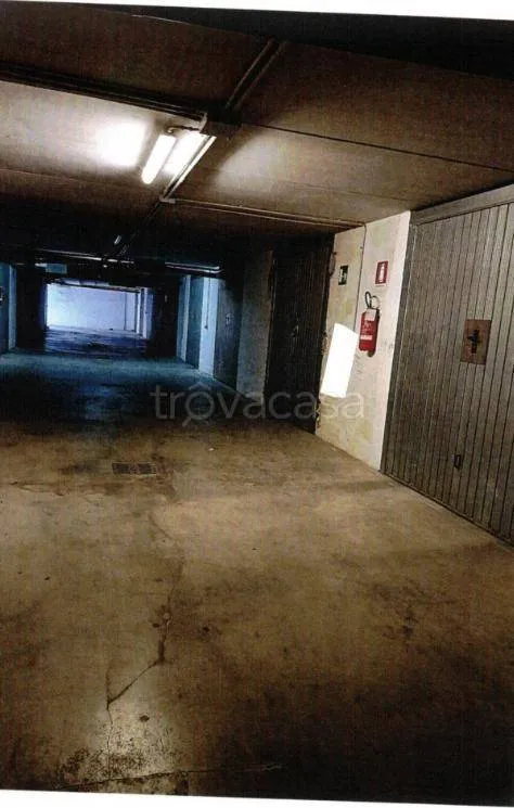 Garaaž - Apartment with Balcony at Foligno