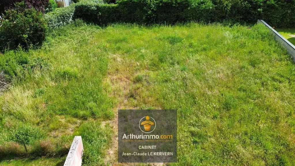 Giardino - Buildable Plot with Proximity to Amenities in Ploufragan
