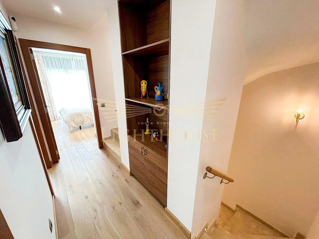 Entrée - Luxury Townhouse with Pool in Lloret de Mar