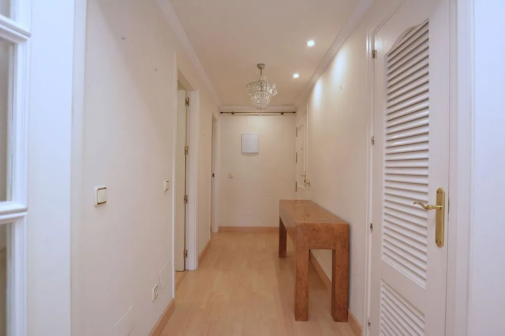 Esik - Apartment with Pool and Terrace in Marbella