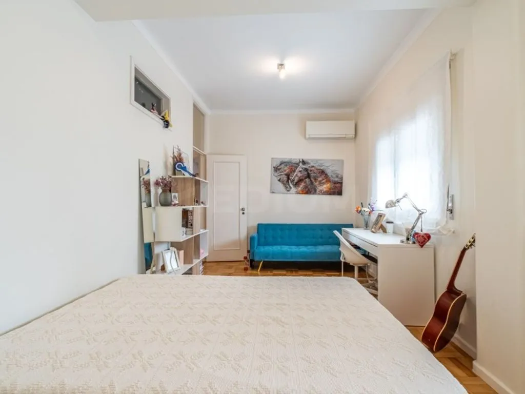 Bedrooms - Luxury Flat with South/North Orientation in Porto