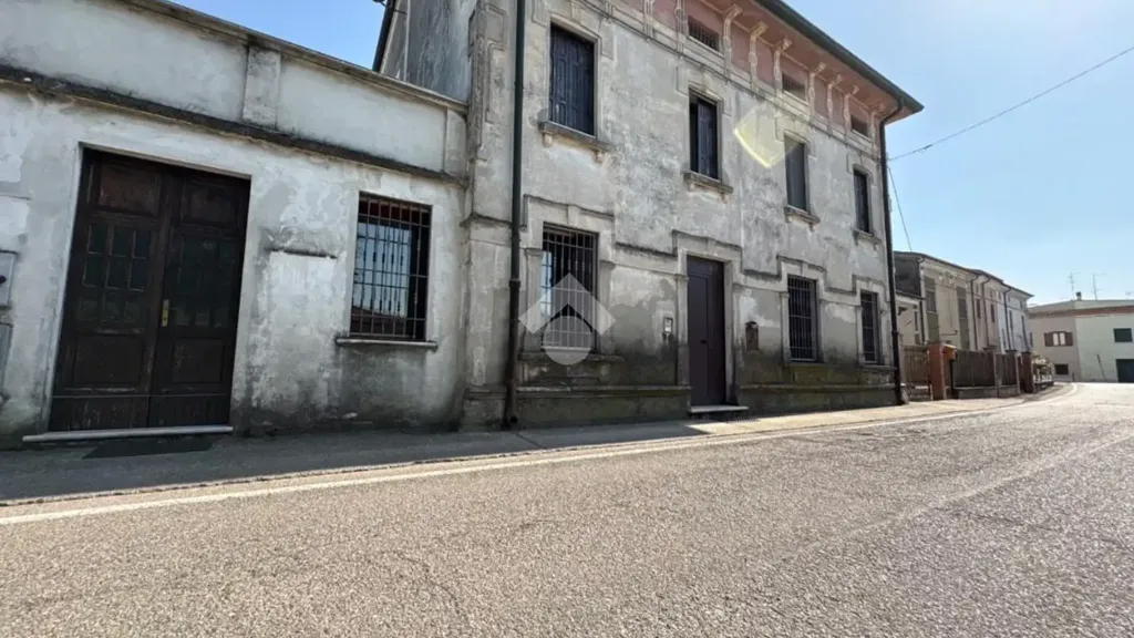 Extérieur - Independent Villa with Garden in Sorgà