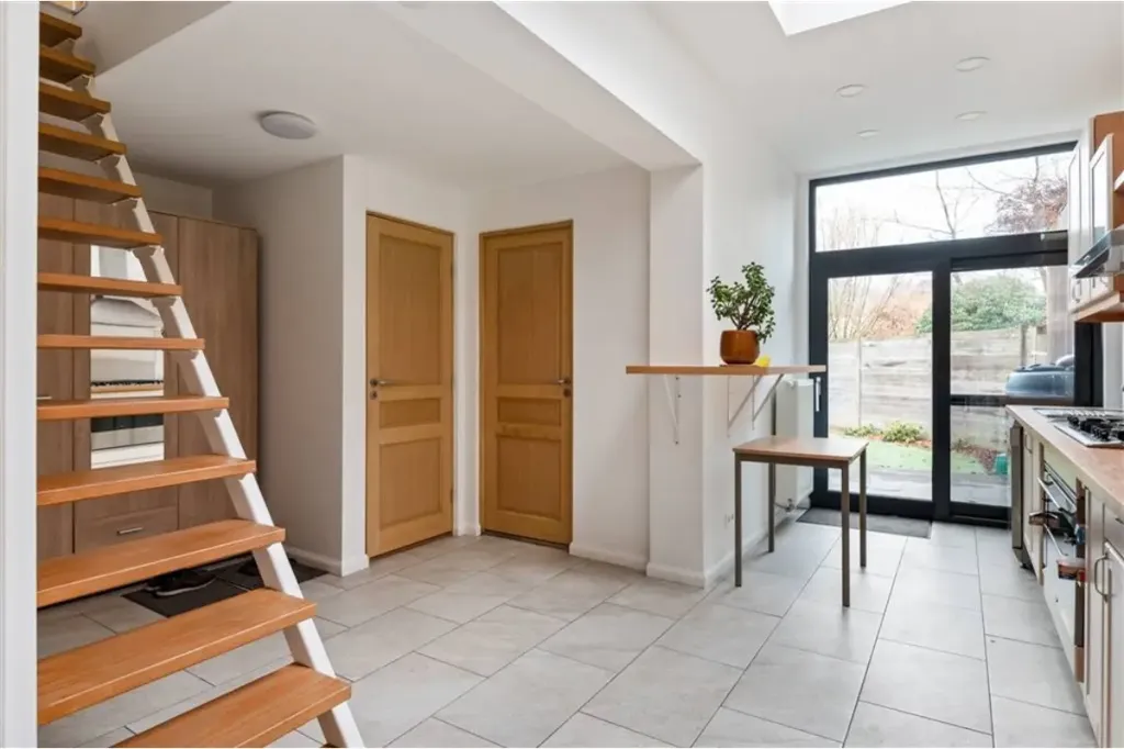 Kitchen - Charming Ground Floor Flat with Terrace in Mortsel