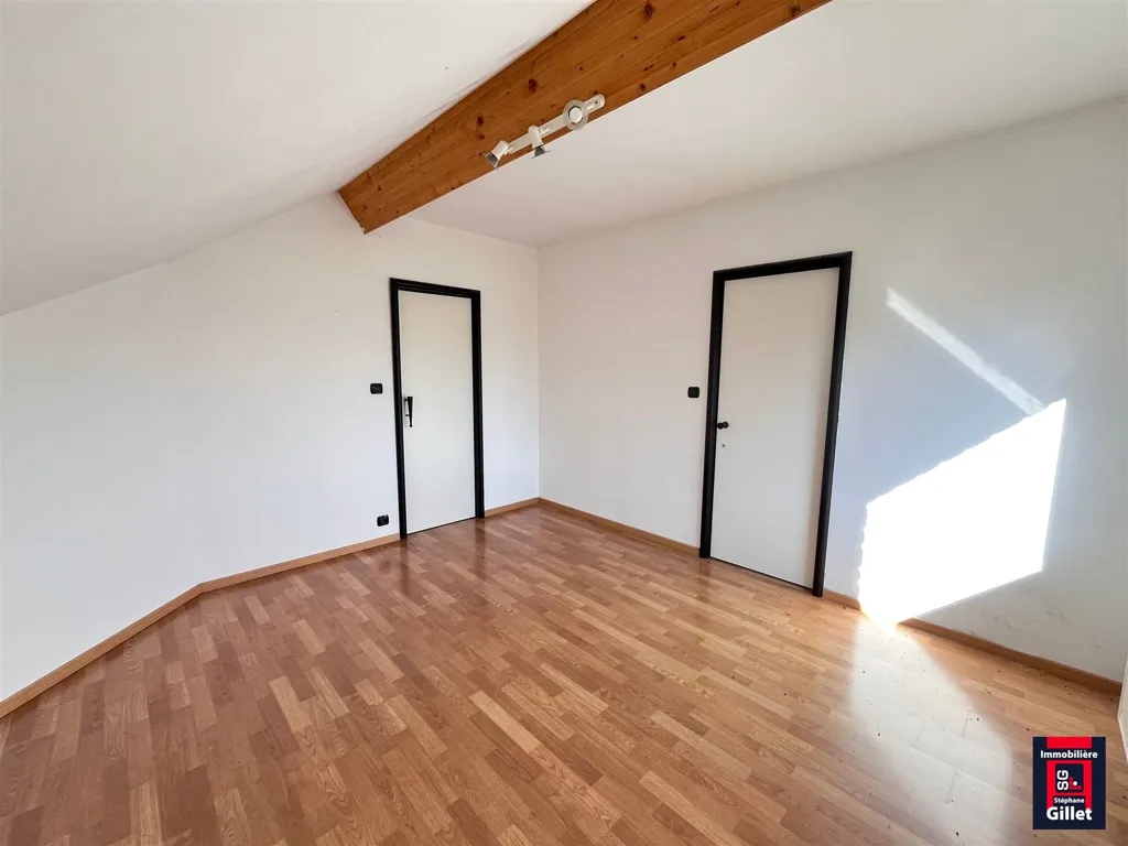4-bedroom house in Marchin