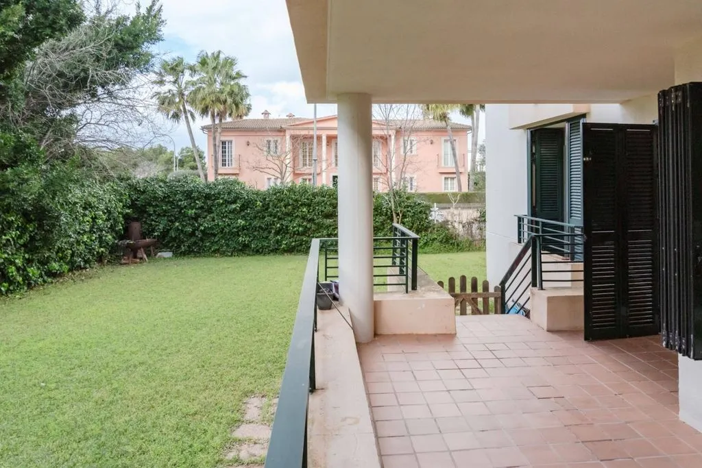 Terrasse - Luxury Flat with Private Pool in Les Maravelles, Palma