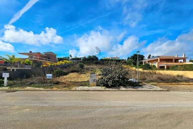 Garden - Development Land with Sea Views in Lagos