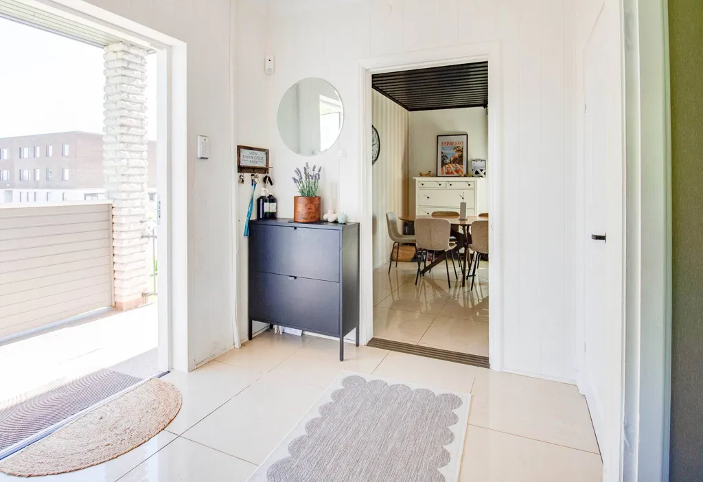 Entrée - Renovated Villa with Garden in Jönköping