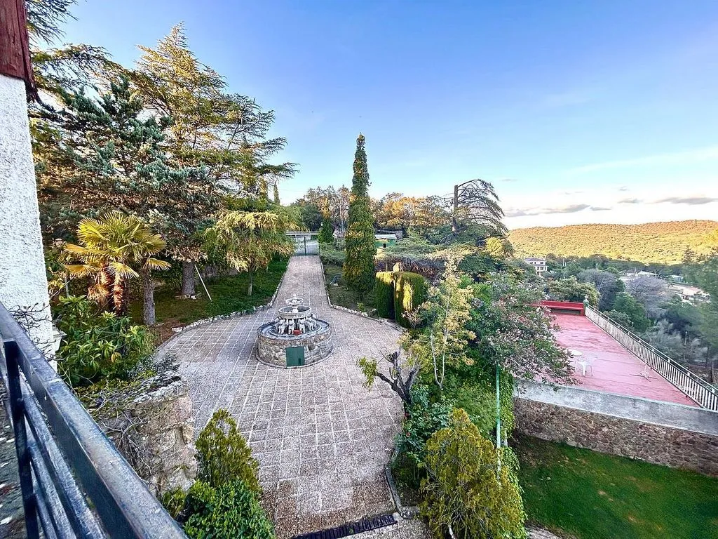 Välivaade - Chalet with Pool in Robledo de Chavela