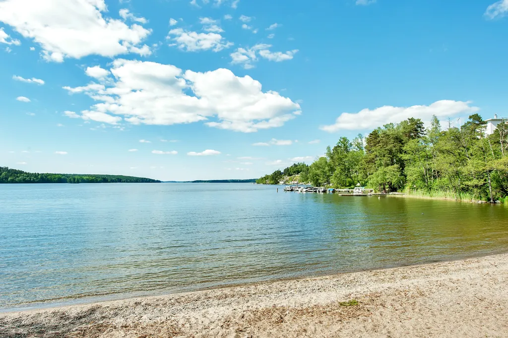 Pål Ross Villa with Panoramic View in Ekerö