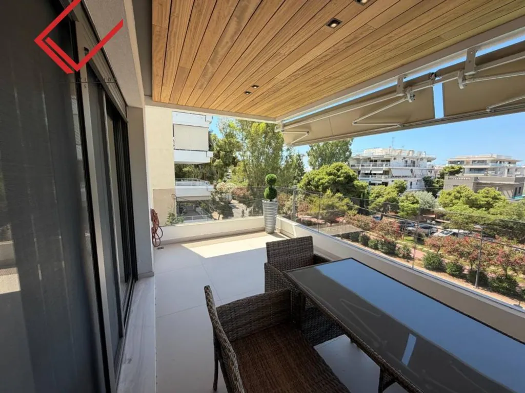 Rõdu - Modern Apartment with Balcony in Thessaloniki Centre