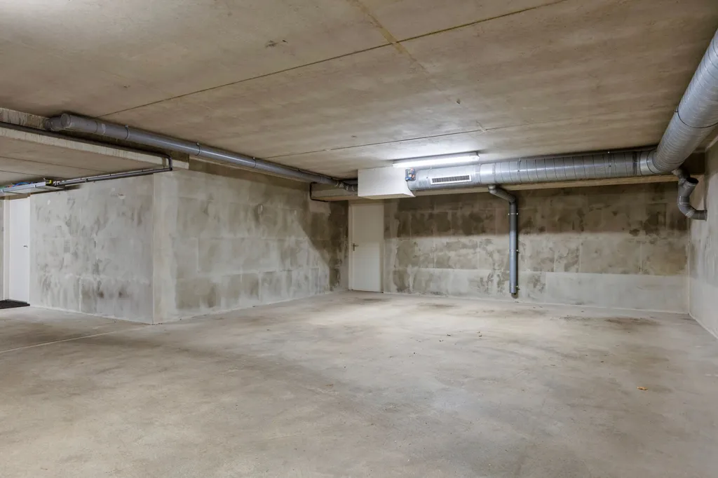 Garaaž - Penthouse with Three Balconies in Rolde Centre